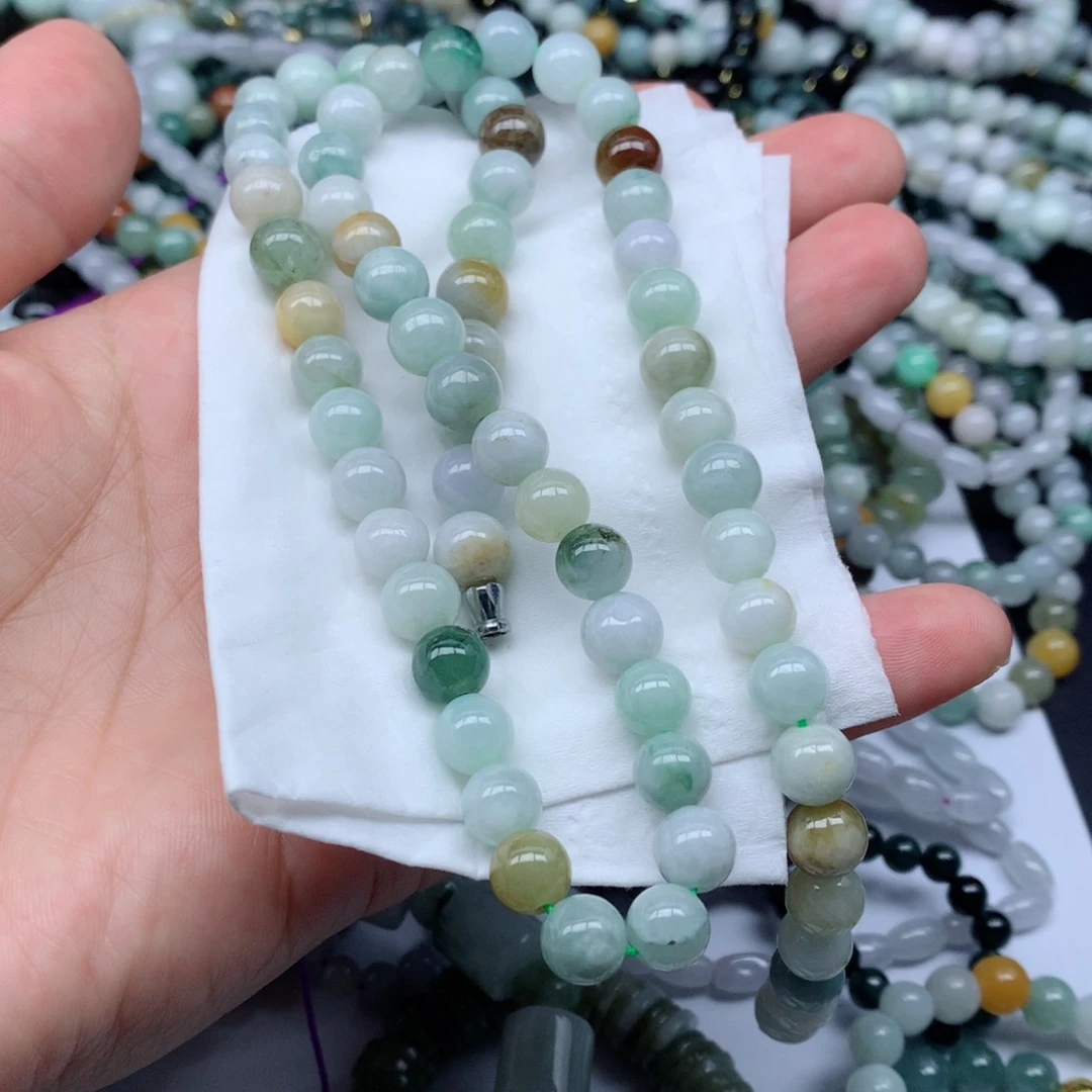 翡翠未镶嵌颈饰珠子