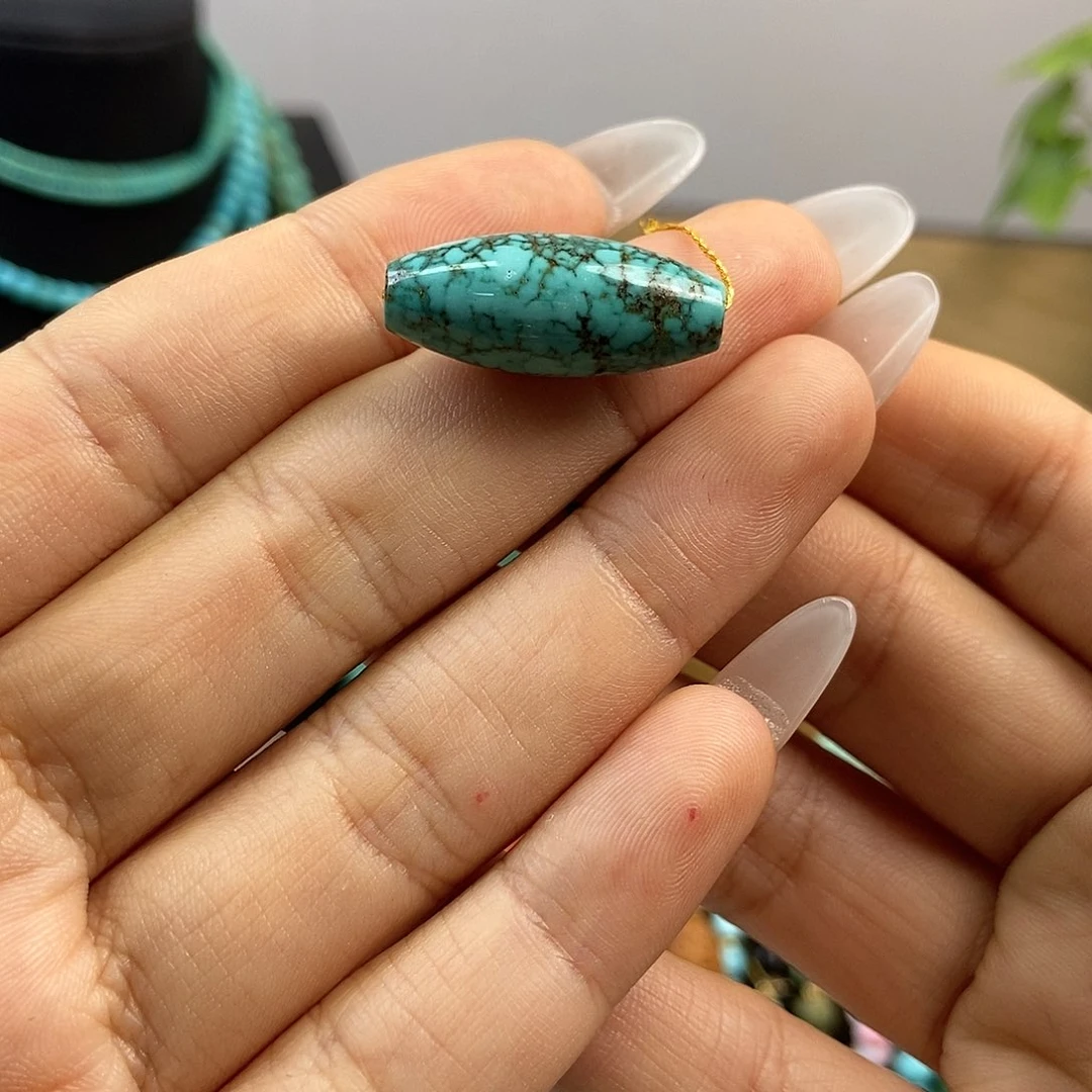 未镶嵌绿松石珠宝奇石