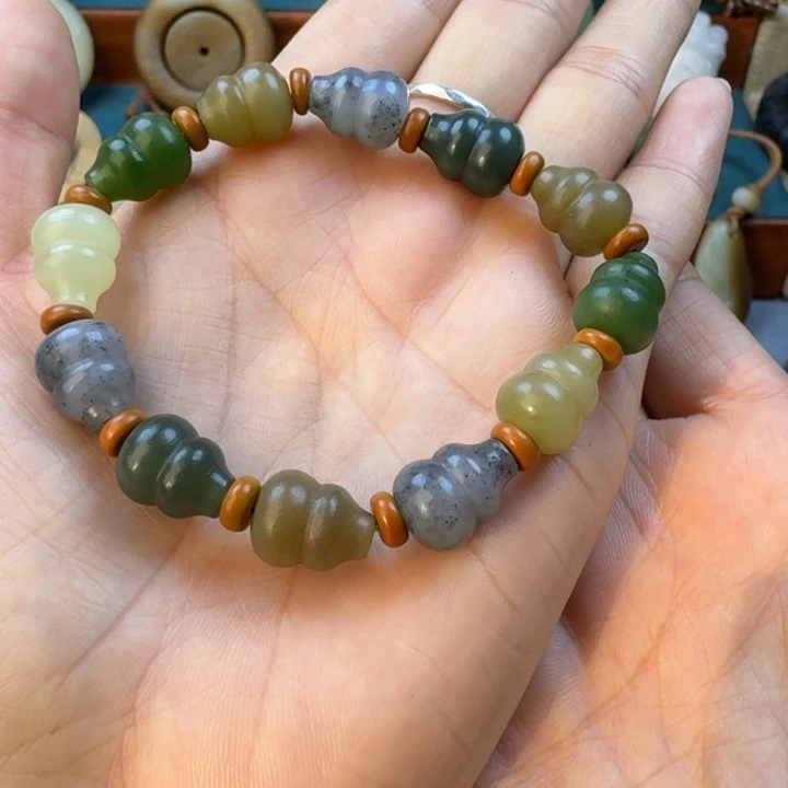 和田玉未镶嵌手链