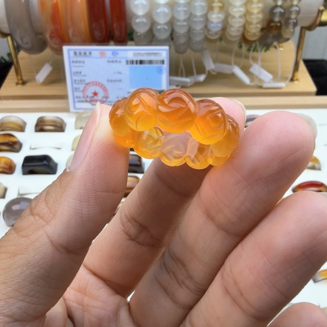 陌***安玛瑙/玉髓未镶嵌戒圈