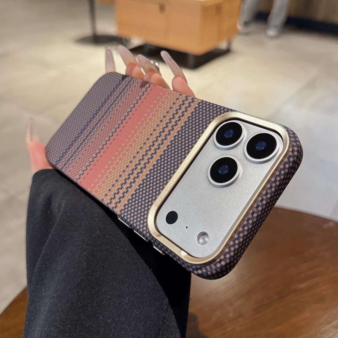 日落橙适用苹果17promax手机壳碳纤维纹高级感男士Magsafe磁吸女