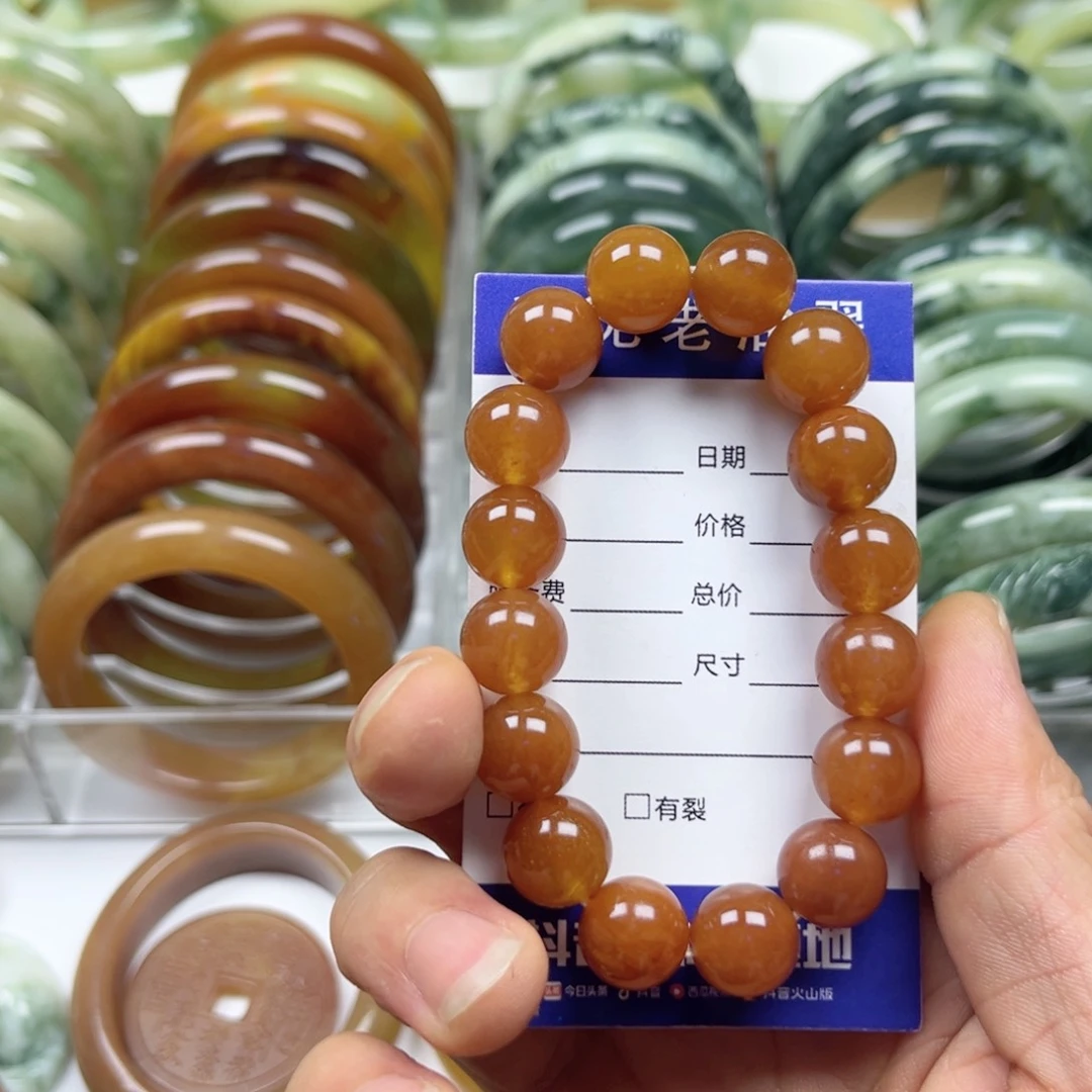 透闪石-蛇纹石玉手镯未镶嵌差*步