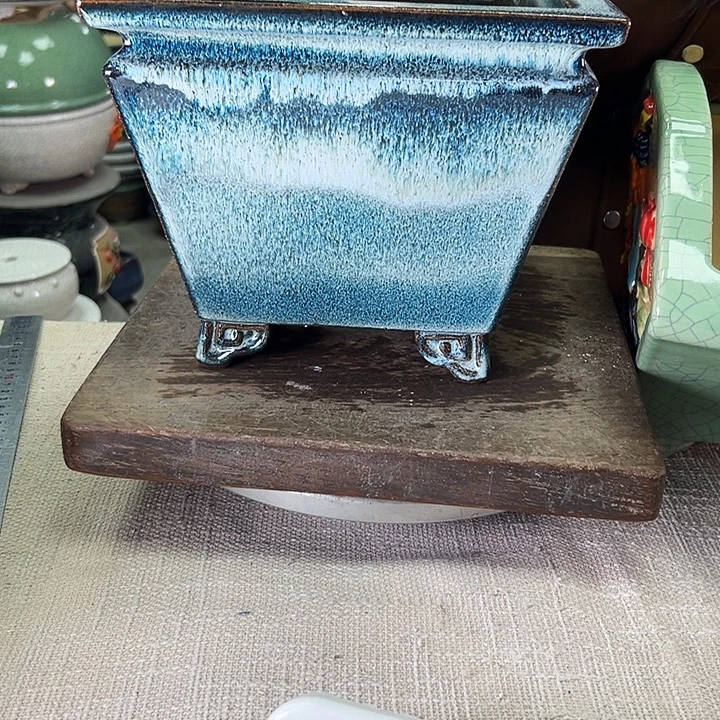 曹***。泳坤堂石湾花盆陶瓷