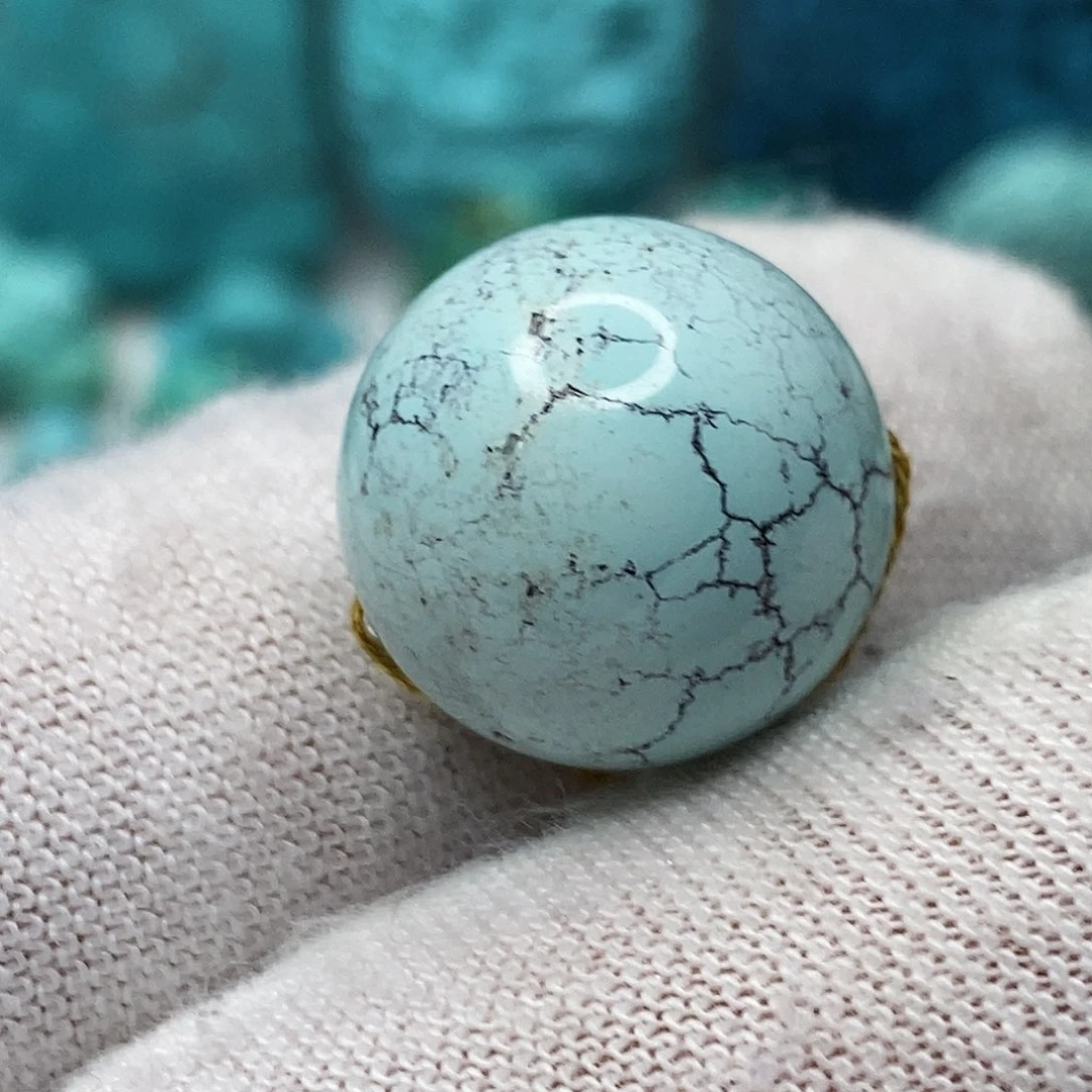 未镶嵌绿松石天然原矿 带武汉地大证书