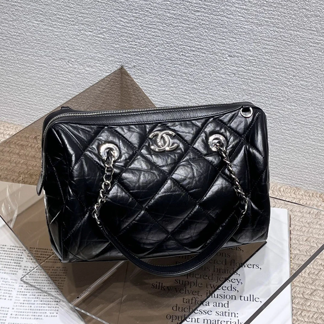 99新 Chanel/香奈儿 20C 黑银牛皮保龄球包 单肩腋下包