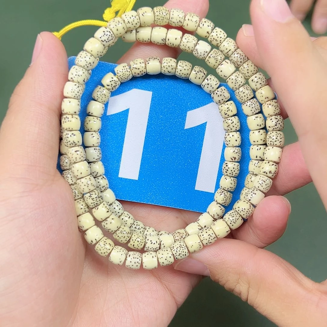 星月菩提吊坠76脖挂。 11