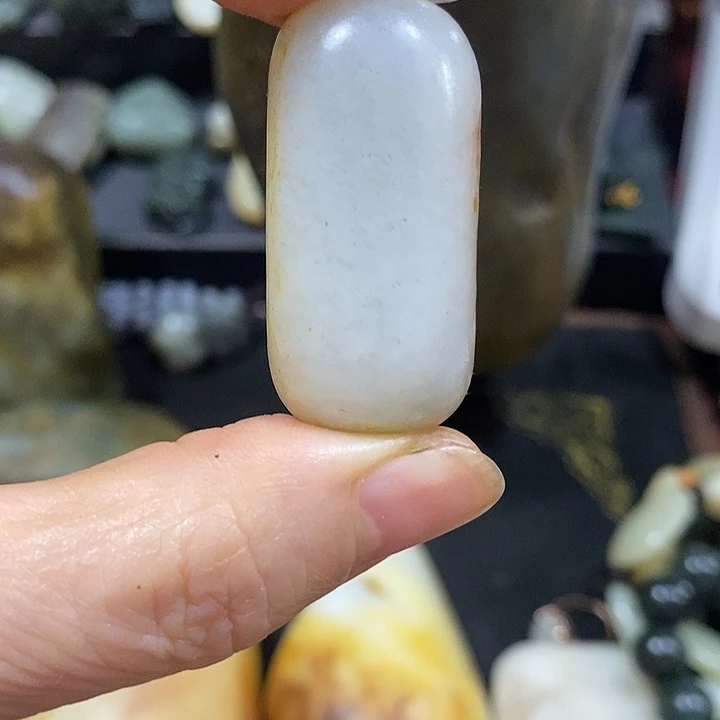 和田玉（糖玉）未镶嵌挂件