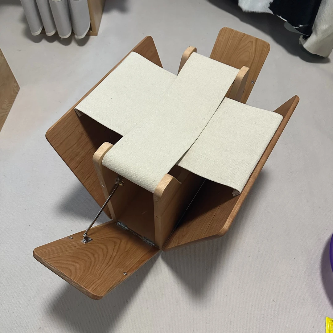 行李箱折叠凳，仅一把样品