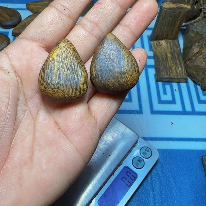 木幸**语手工艺雕塑根雕木方板材5.7克