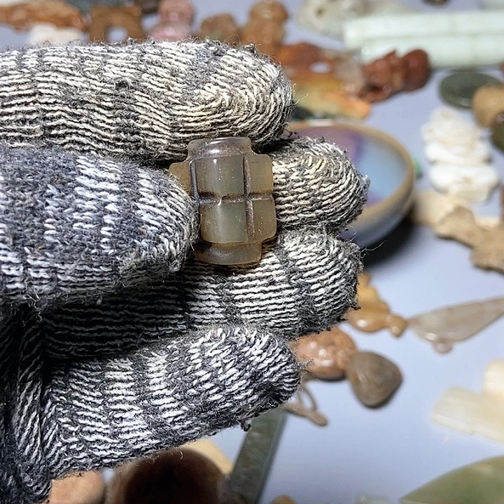 和田玉未镶嵌颈饰68