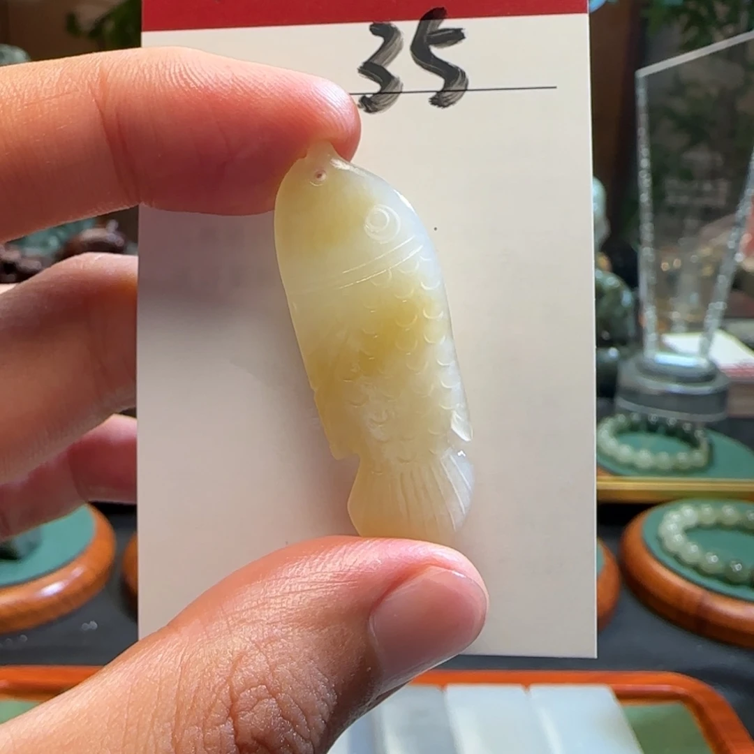 和田玉（糖玉）未镶嵌颈饰35