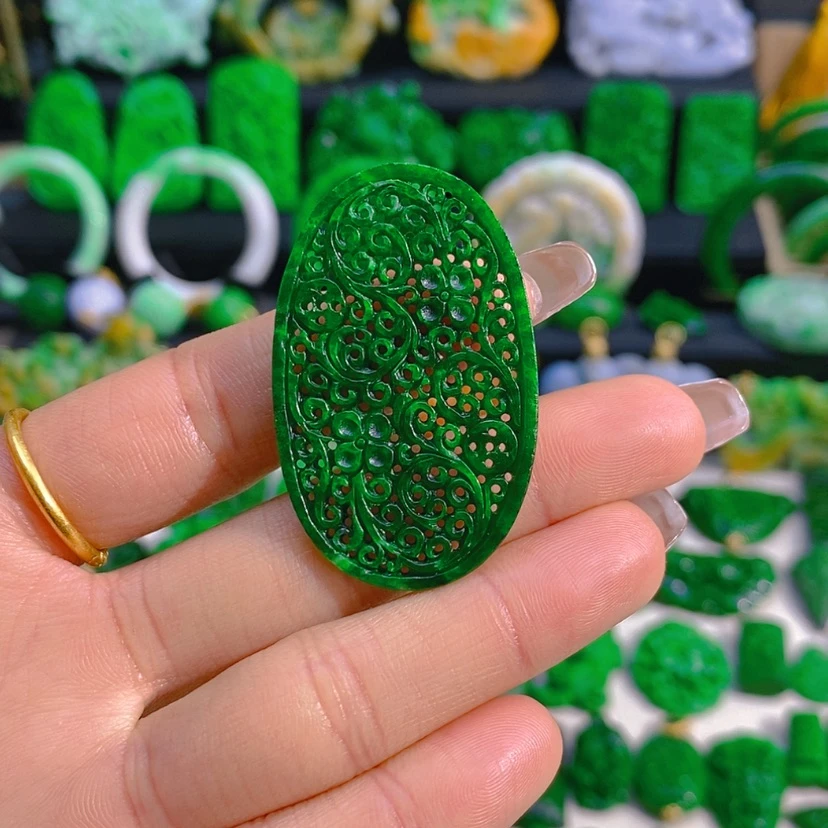 【闪购商品】翡翠颈饰未镶嵌镂空牌