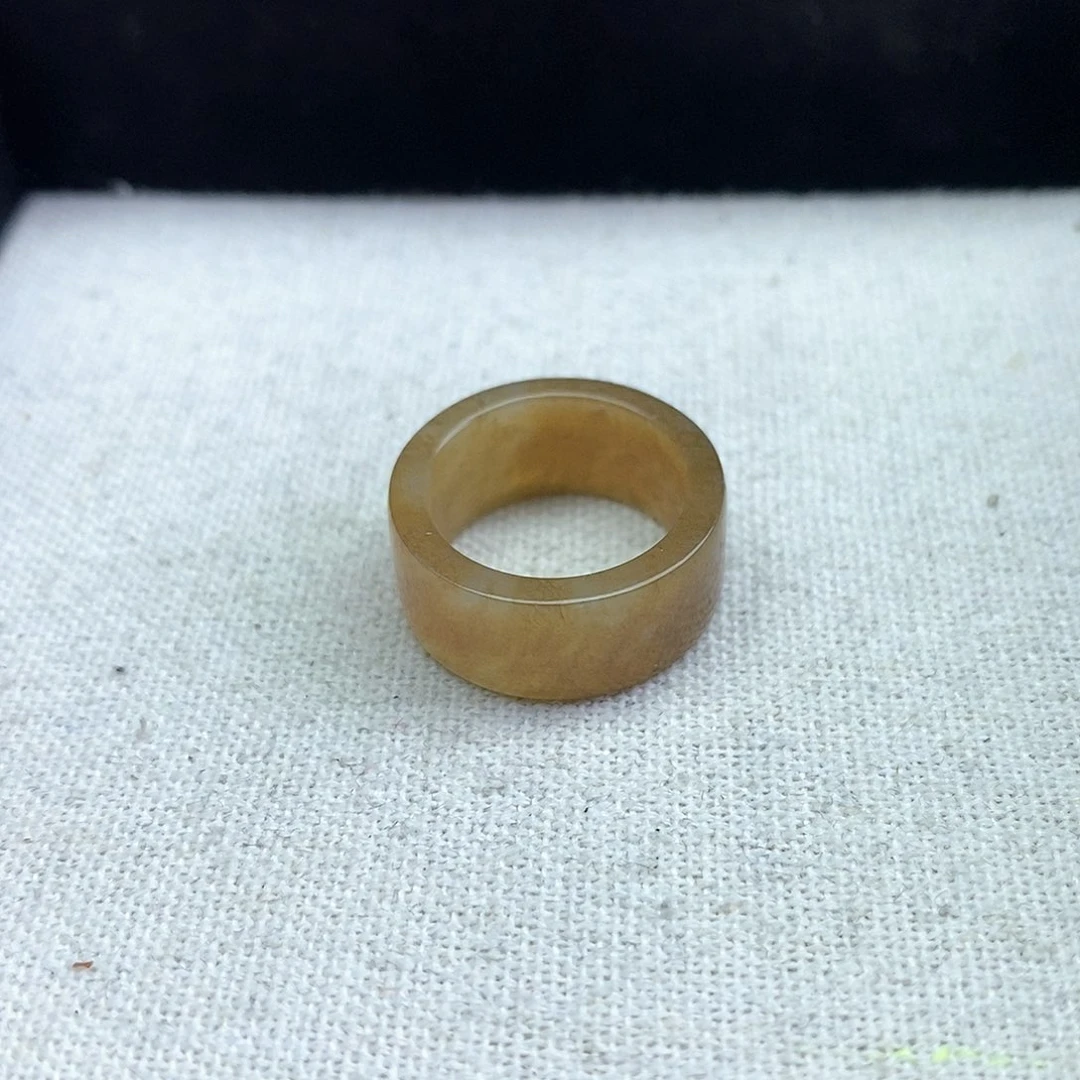 和田玉戒指未镶嵌11码 老红糖直切