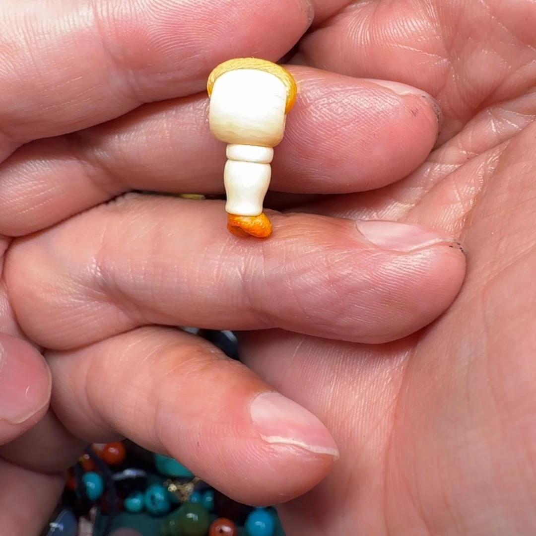 玻璃颈饰陈***?藏传精品珠子中藏