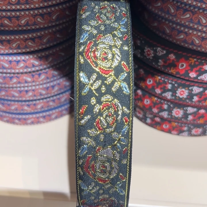 花边织带装饰设计