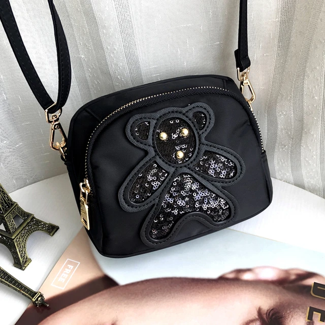 2023时尚新款防水尼龙布贝壳包小熊亮片女包休闲斜挎包迷你手机包