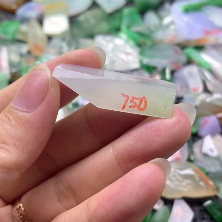 定制翡翠未镶嵌天然缅甸翡翠