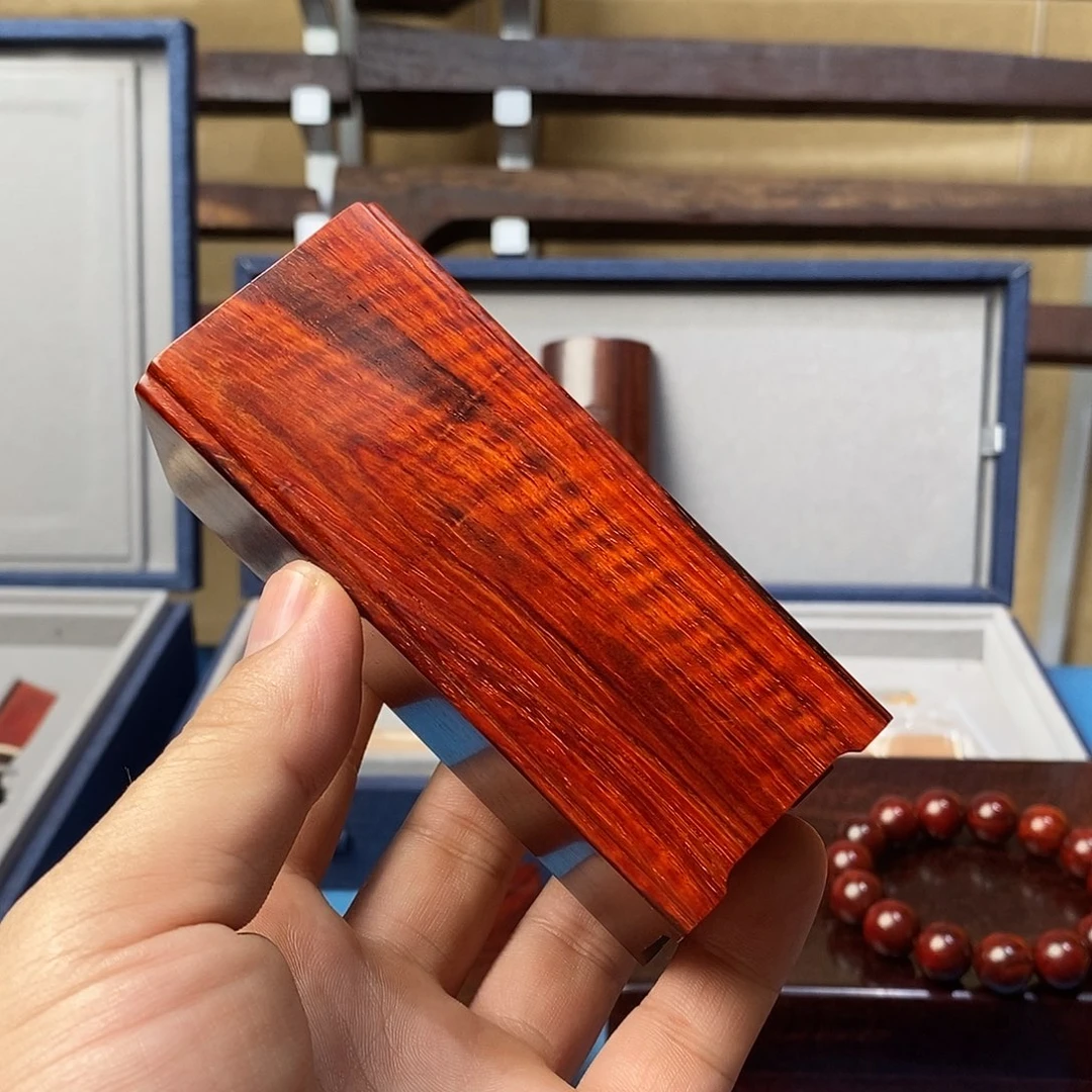 紫檀木类成套家具