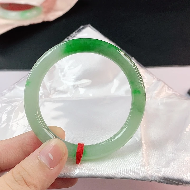 未镶嵌手镯翡翠翡翠689