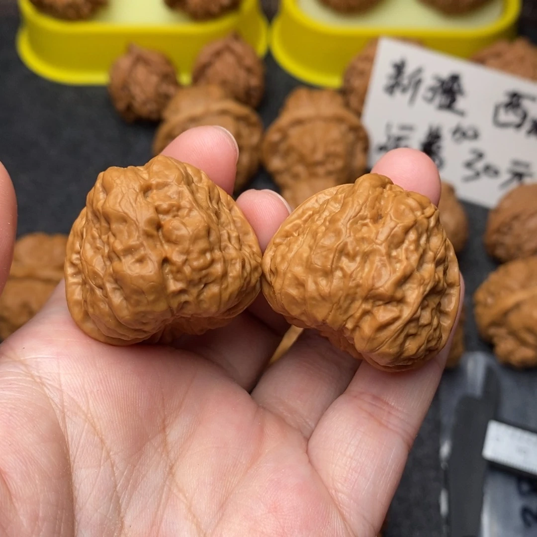 文玩核桃把件联****栋蛤蟆32