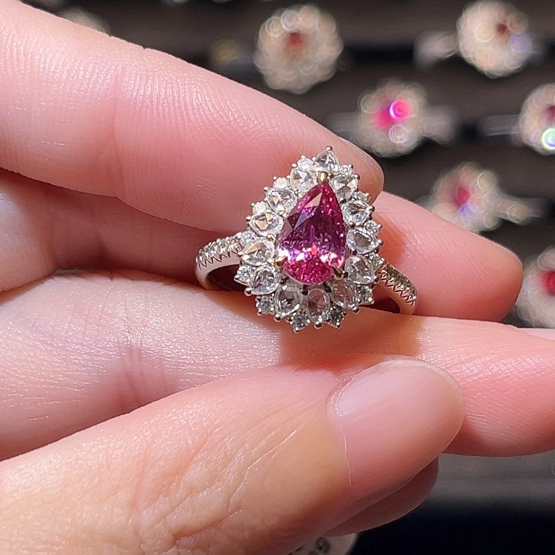 18K金镶嵌蓝宝石戒指帕帕拉恰1.5克拉两用款