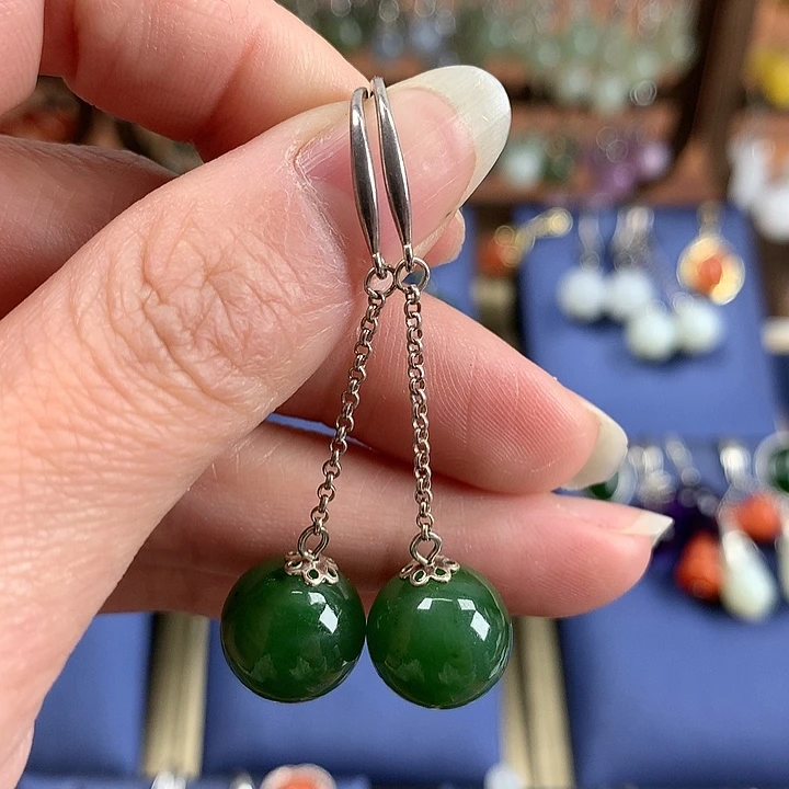 和田玉耳饰银S925镶嵌12左右