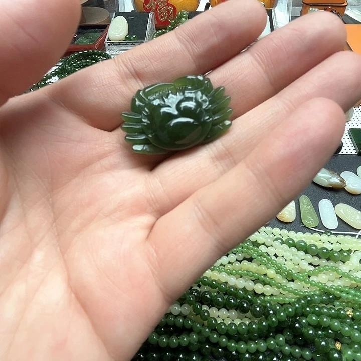 和田玉（碧玉）吊坠(不含链)未镶嵌秋****g