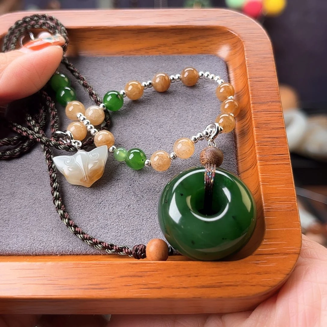 颈饰未镶嵌和田玉系**吖