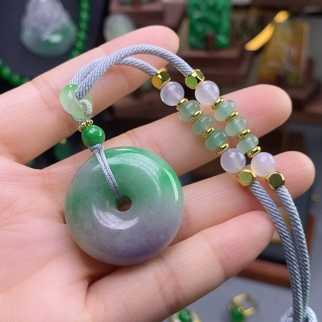 吊坠(赠链)未镶嵌翡翠