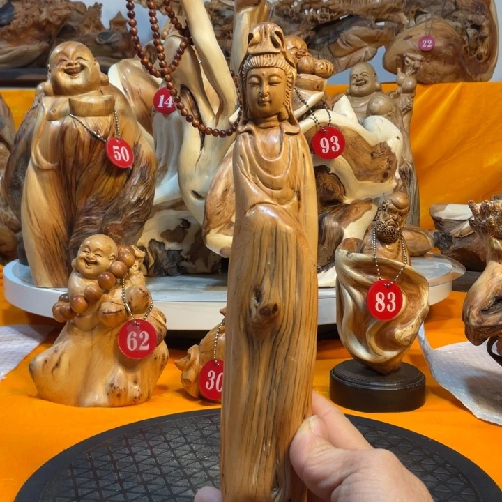 柏木（崖柏）借**今崖柏   观音