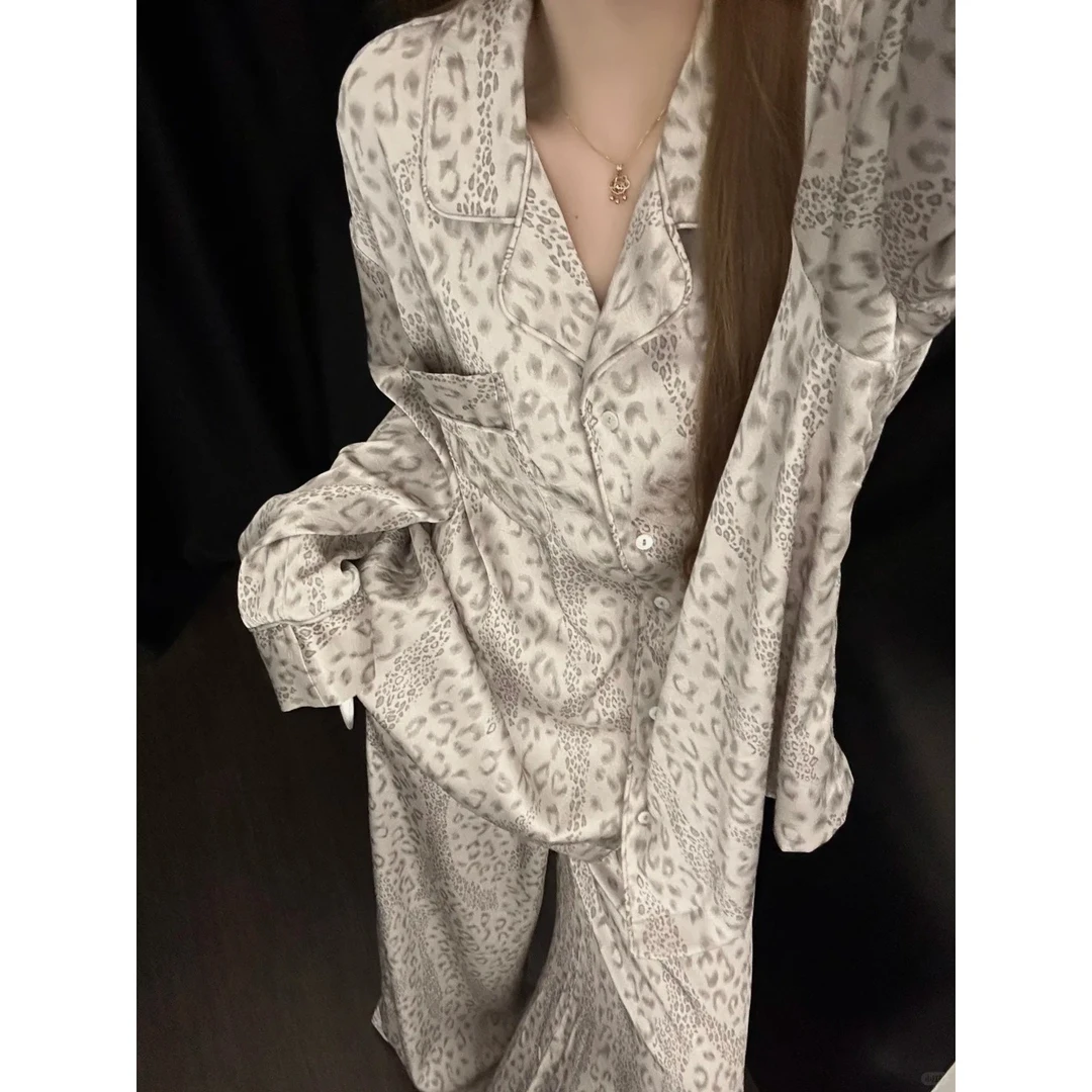 轻奢纯欲性感豹纹冰丝睡衣女春秋2025新款长袖长裤套装家居服外穿
