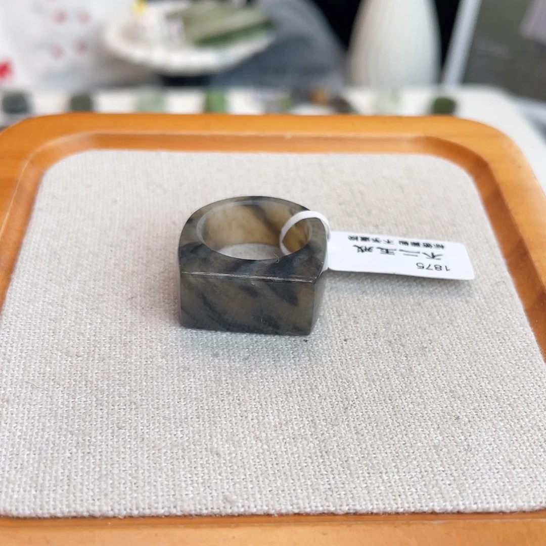 和田玉未镶嵌戒指U80青花马鞍17.9不退换