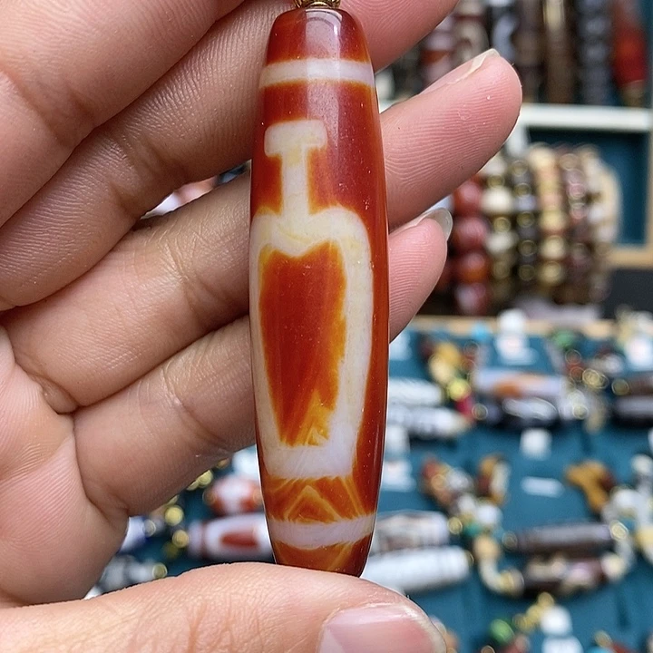 玛瑙/玉髓颈饰合金