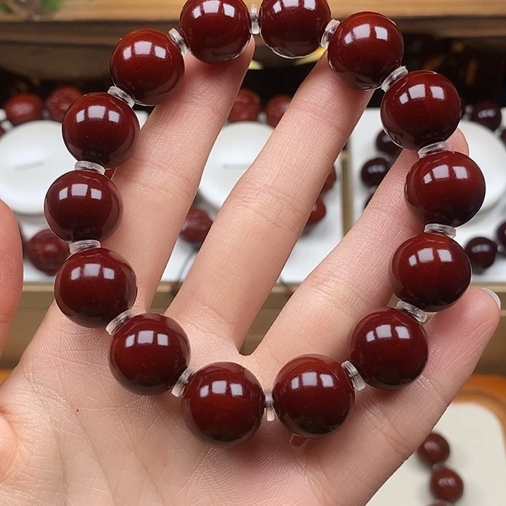 星***志吊坠橄榄核橄榄核回血