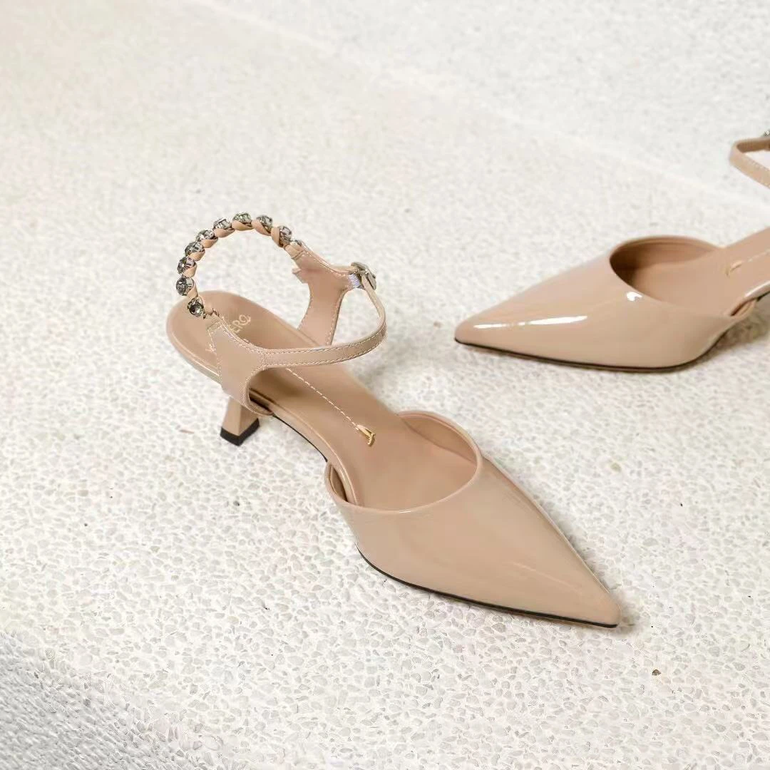 【小贝家】一代5cm高跟漆皮尖头裸色时装凉鞋夏季浅口后空单鞋2023