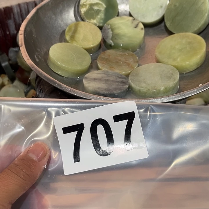 蛇纹石玉未镶嵌珠宝半成品