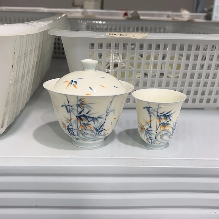 两件套哈哈哈哈哈