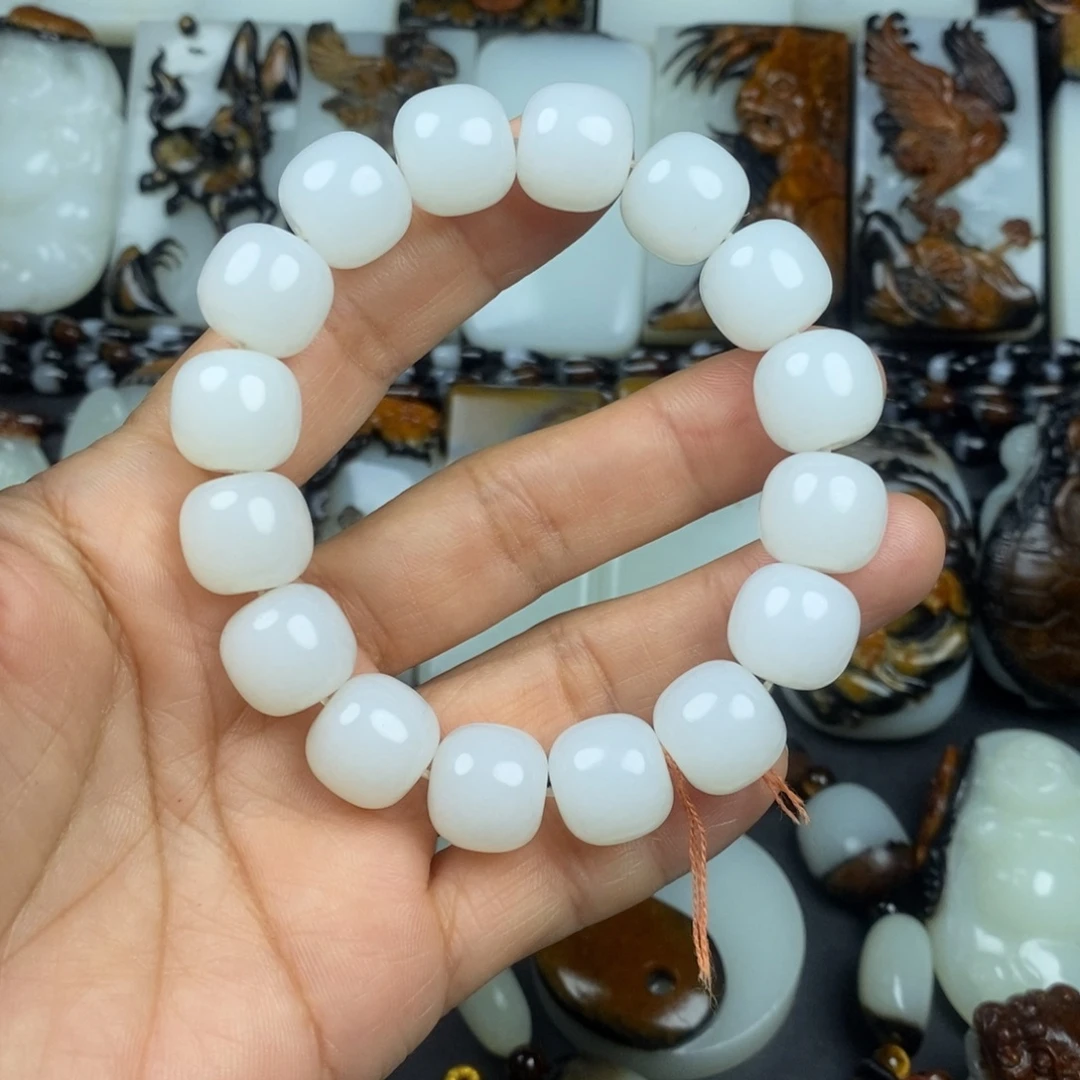 和田玉未镶嵌手链