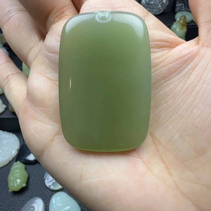 和田玉未镶嵌珠宝奇石