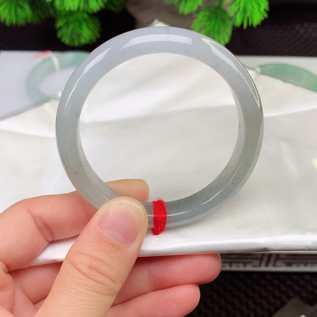 翡翠未镶嵌手镯54圈