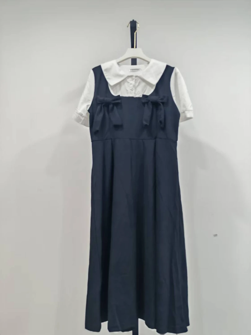 W81 娃娃领连衣裙 默认微瑕 无运费险 接受不了勿拍