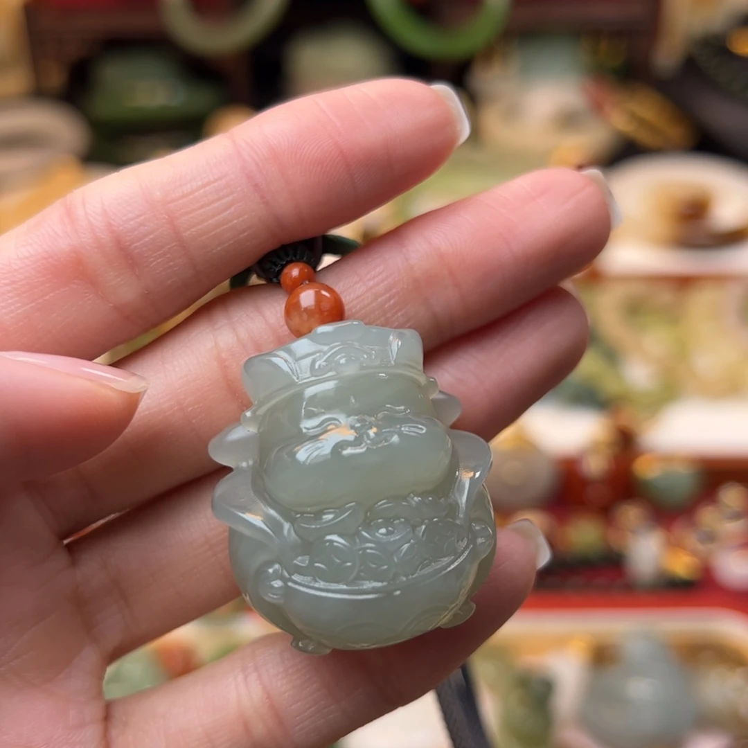 和田玉挂件未镶嵌