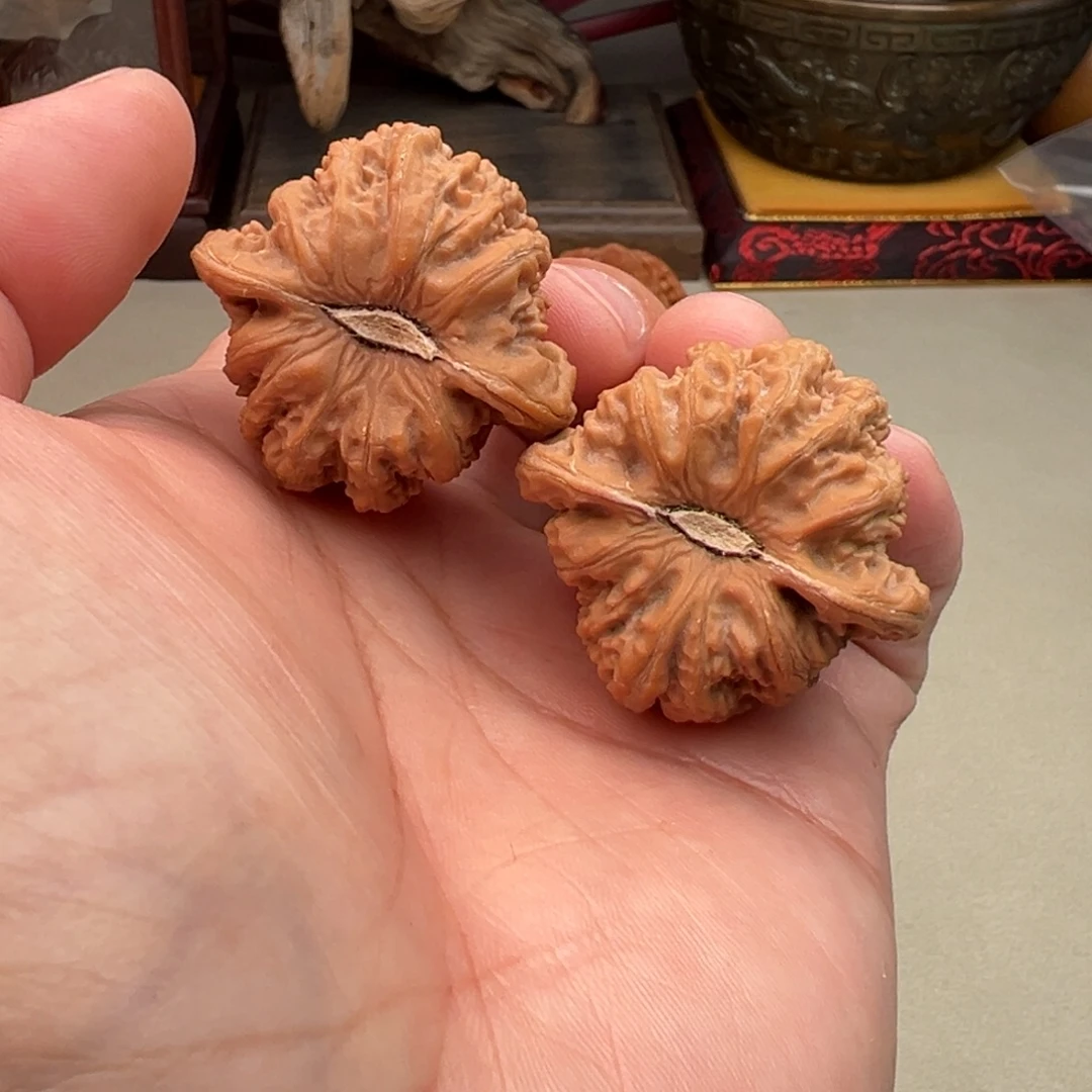文玩核桃吊坠密纹37.5练手对