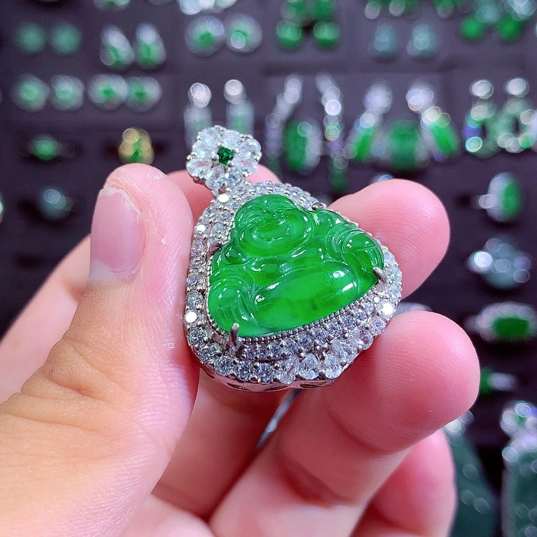 颈饰未镶嵌翡翠天然