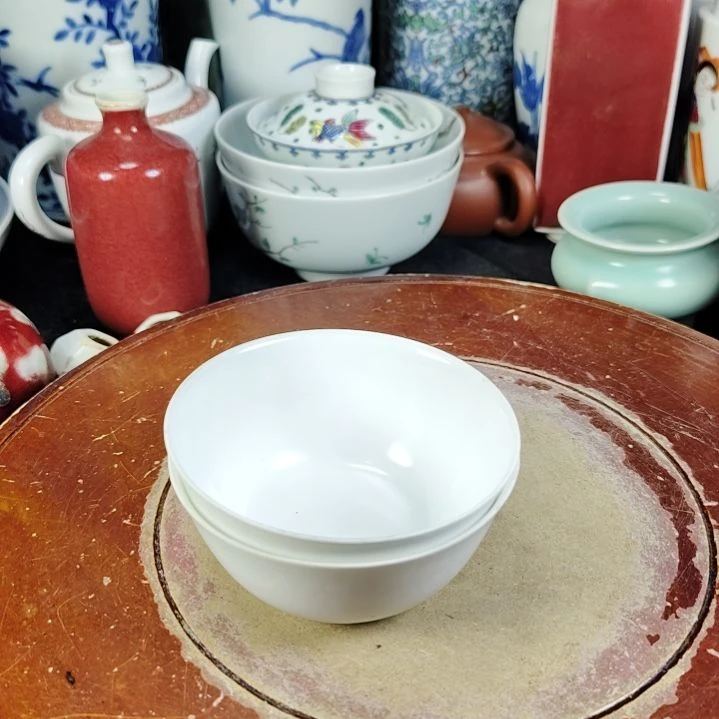 摆件意**在全手工制作的瓷器