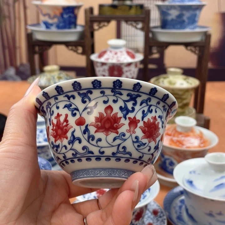 摆件陶釉里红缠枝莲压手杯