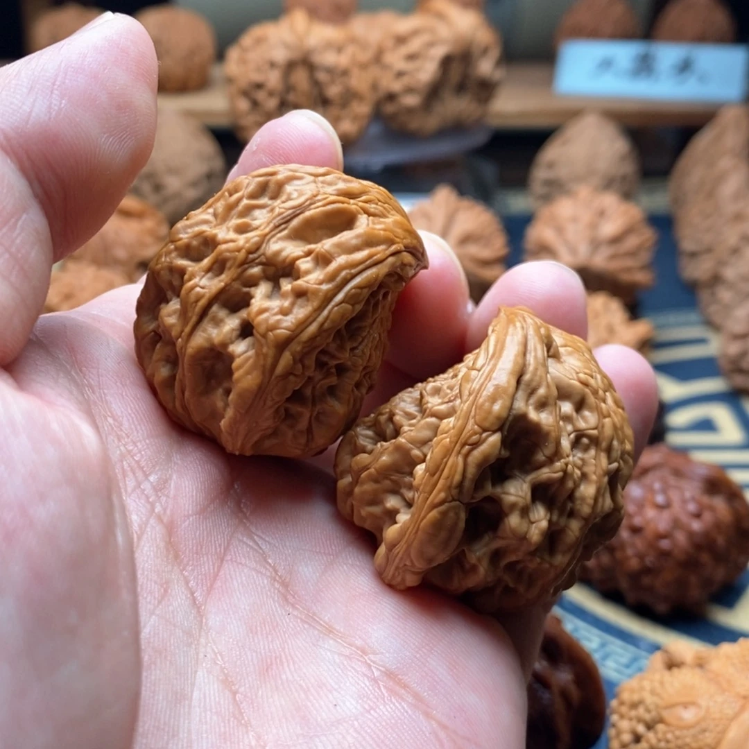 文玩核桃吊坠42虎头蛇