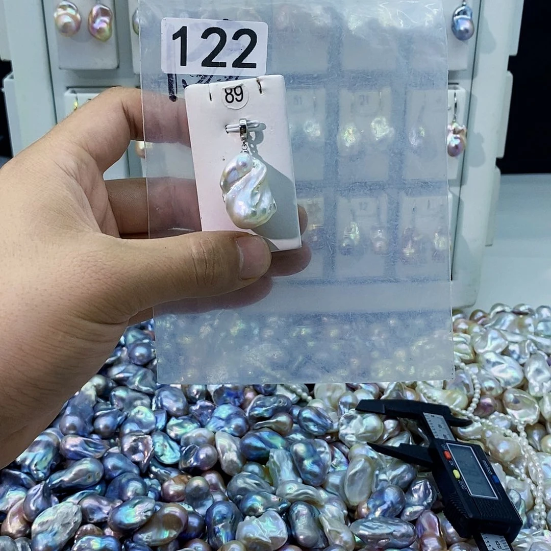 淡水珍珠合金颈饰