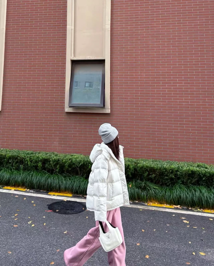 四格五格泡芙连帽羽绒防风外套3
