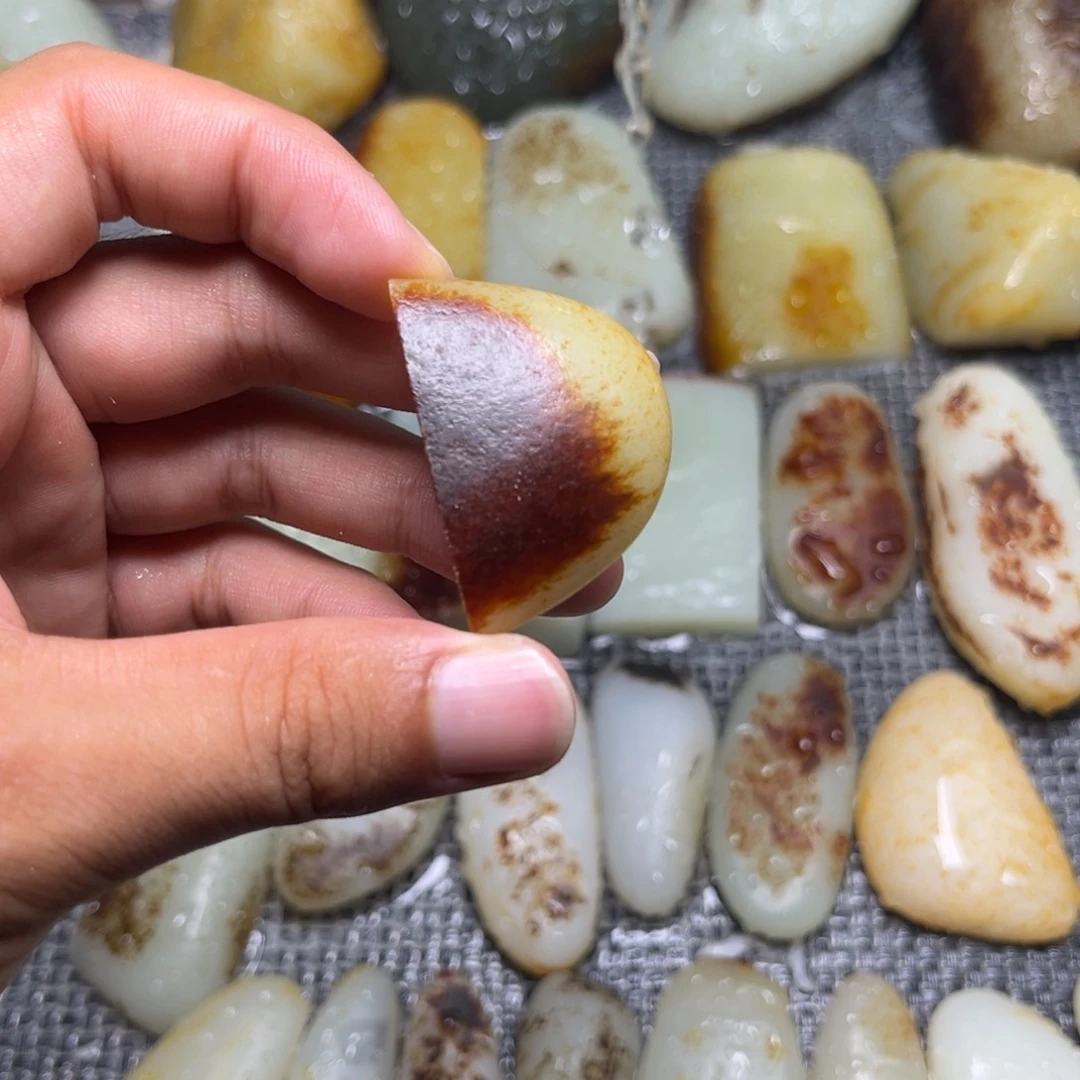 未镶嵌和田玉定制和田玉八**路